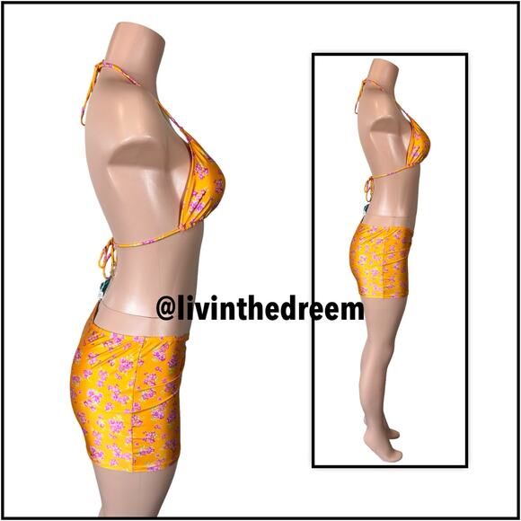 Beach Bunny Luna Mini Skirt - Orange Ditsy Floral SZ L $78 - Picture 8 of 12